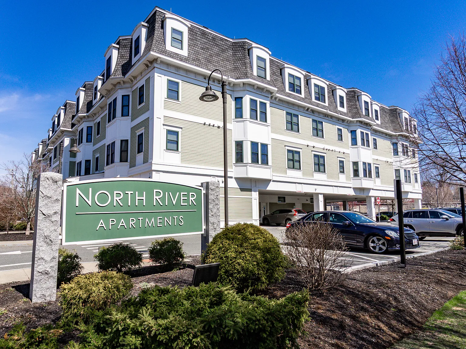 North River Apartments — Photo 2
