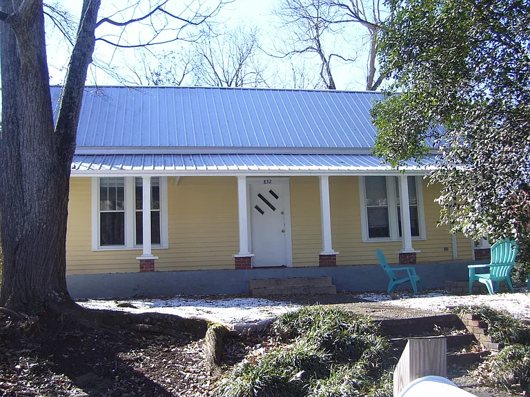 832 Oconee St — Photo 2