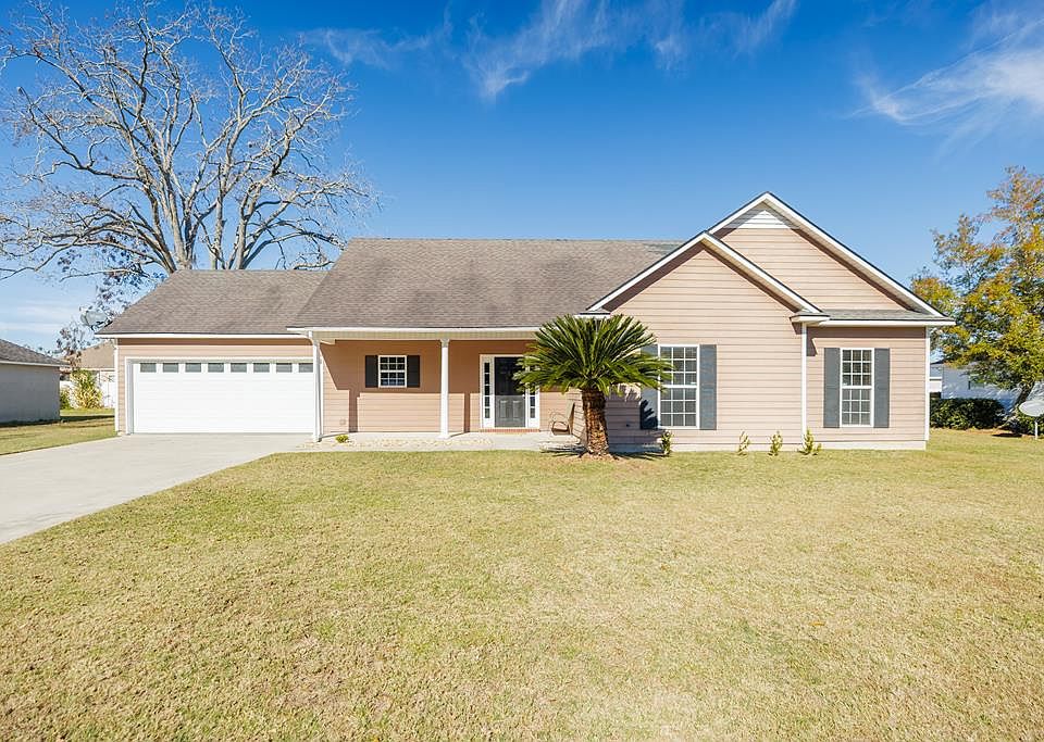 1st image of 3917 Pecan Dr
