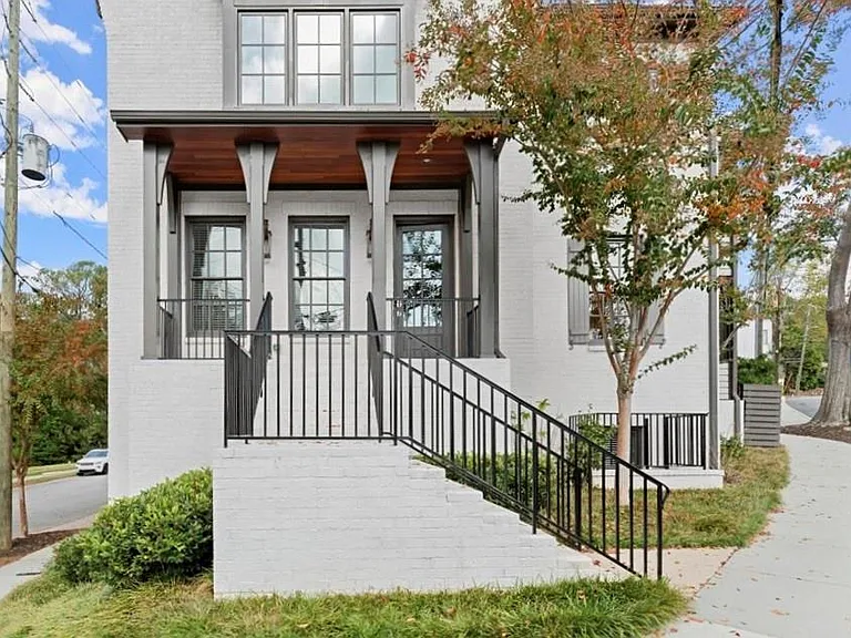 4001 Haverhill Dr NE — Photo 6