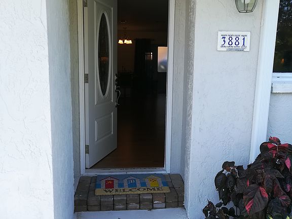 4th image of 3881 Quails Walk