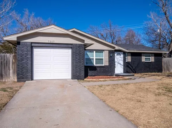 7317 NW Compass Dr, Lawton, OK 73505