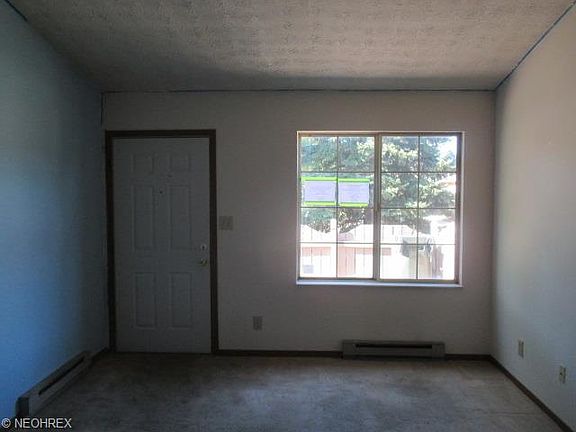 2nd image of 35561 Westminister Ave