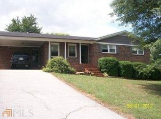 104 Janice Dr, Hartwell, GA 30643