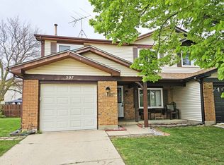 507 Commanche Trl, Wheeling, IL 60090