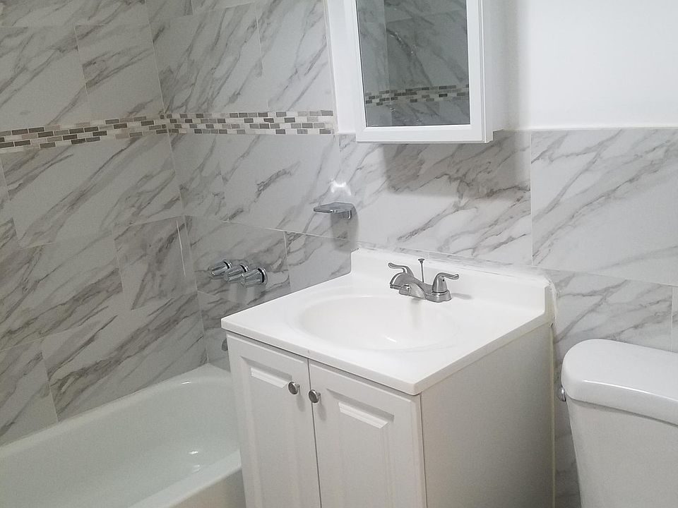 1st image of 1756 Bartow Ave APT 1