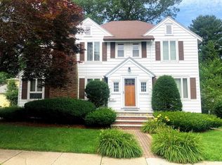 35 Louise Rd, Belmont, MA 02478