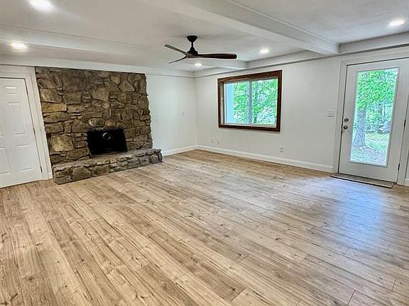 3rd image of 7209 Woodland Meadow Dr