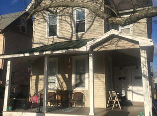 121 Bridgeboro St #B, Riverside, NJ 08075