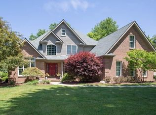9205 Bay Hill Dr NE, Warren, OH