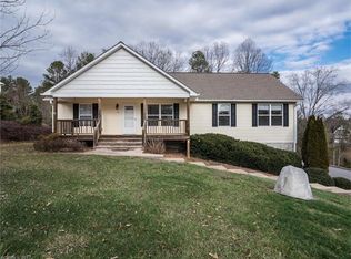42 Kelly Fields Dr, Alexander, NC 28701