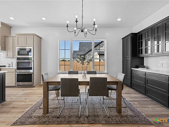 4th image of 7949 Rock Crest Dr
