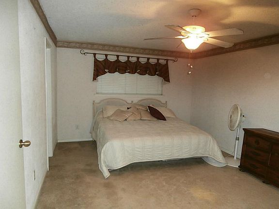 5th image of 2163 River Village Dr