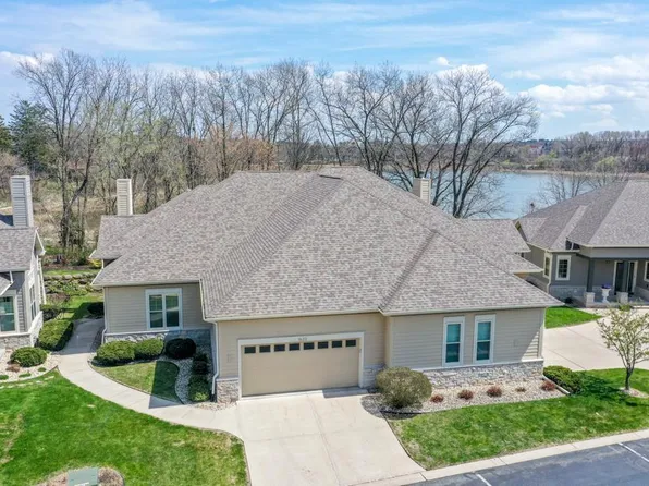 1623 Pond View Court, Middleton, WI 53562