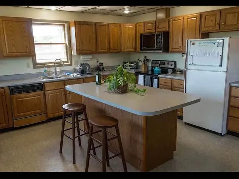 351 W Washington St — Photo 12