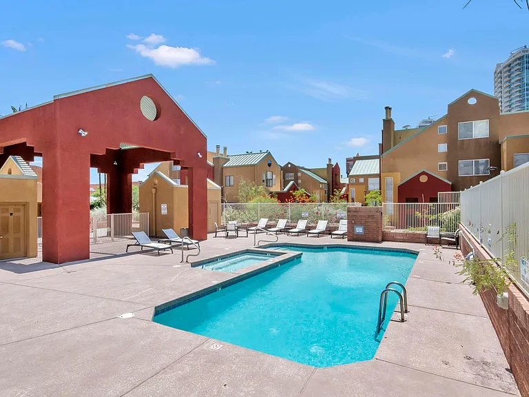 154 W 5th St #250 — Photo 26