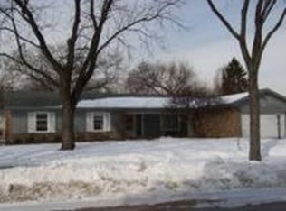 1236 Alleghany Ln, Northbrook, IL 60062