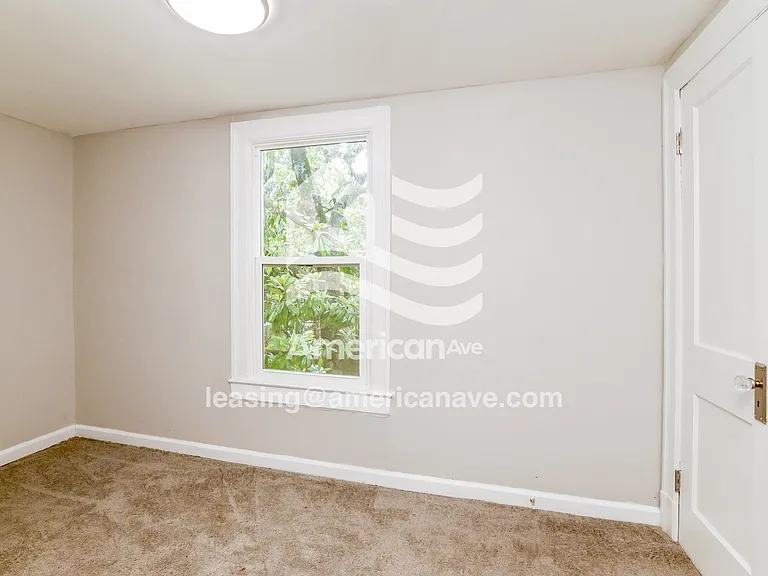 636651_012_bedroom_12.jpg