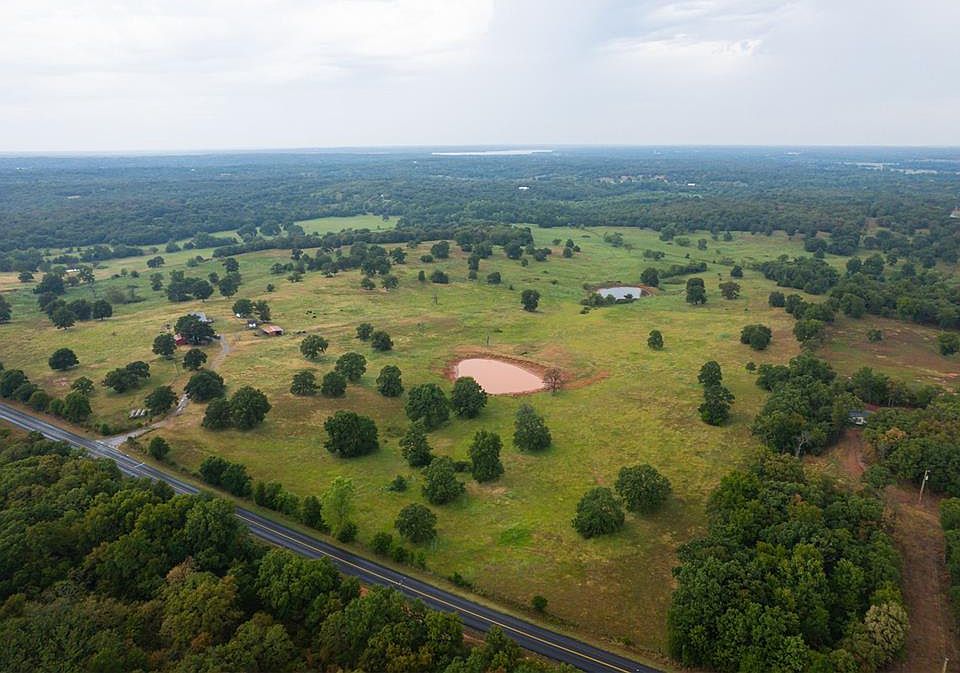 1st image of E Cedar Lane Rd