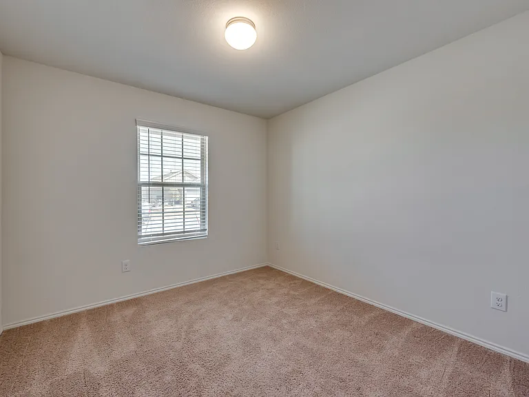 305 Falling Star Dr — Photo 21