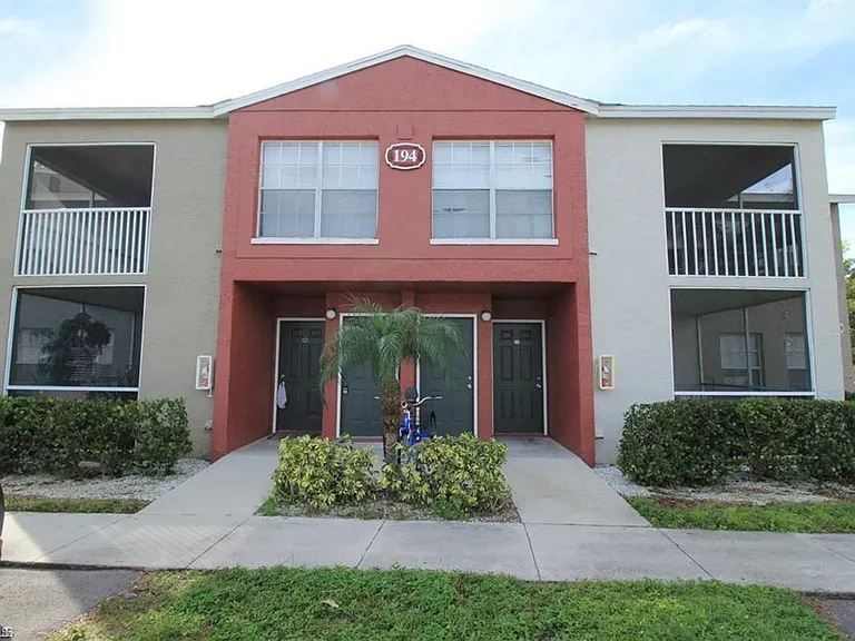 194 Santa Clara Dr #194 — Photo 2