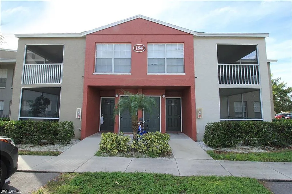 Building Photo - 194 Santa Clara Dr #194