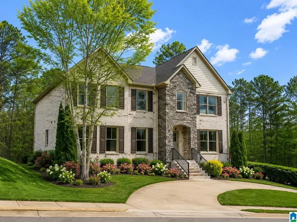 6417 Deerfoot Crossing Dr, Trussville, AL 35173