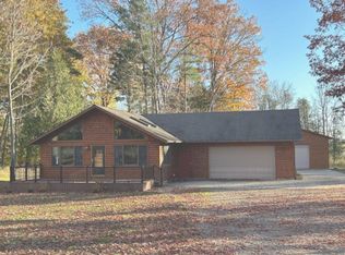 2915 Weaver Rd, Port Austin, MI 48467