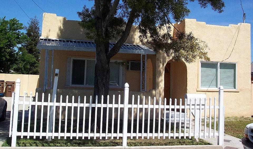 2nd image of 518 W 16th St