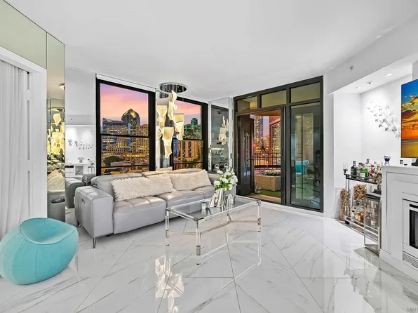 500 W Harbor Dr Unit 1013, San Diego, CA 92101