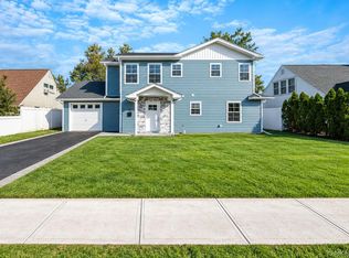 110 Bayberry Lane, Levittown, NY 11756