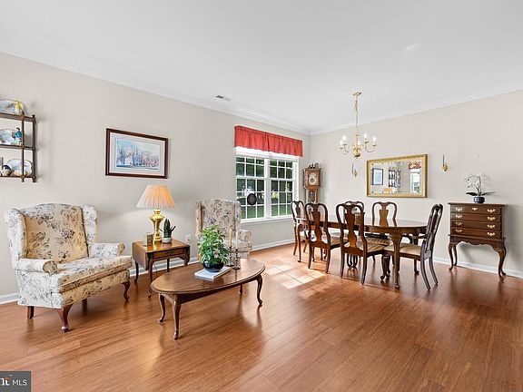5th image of 23085 Pine Run