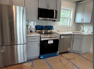 5 Walnut Ave #4, Stoughton, MA 02072