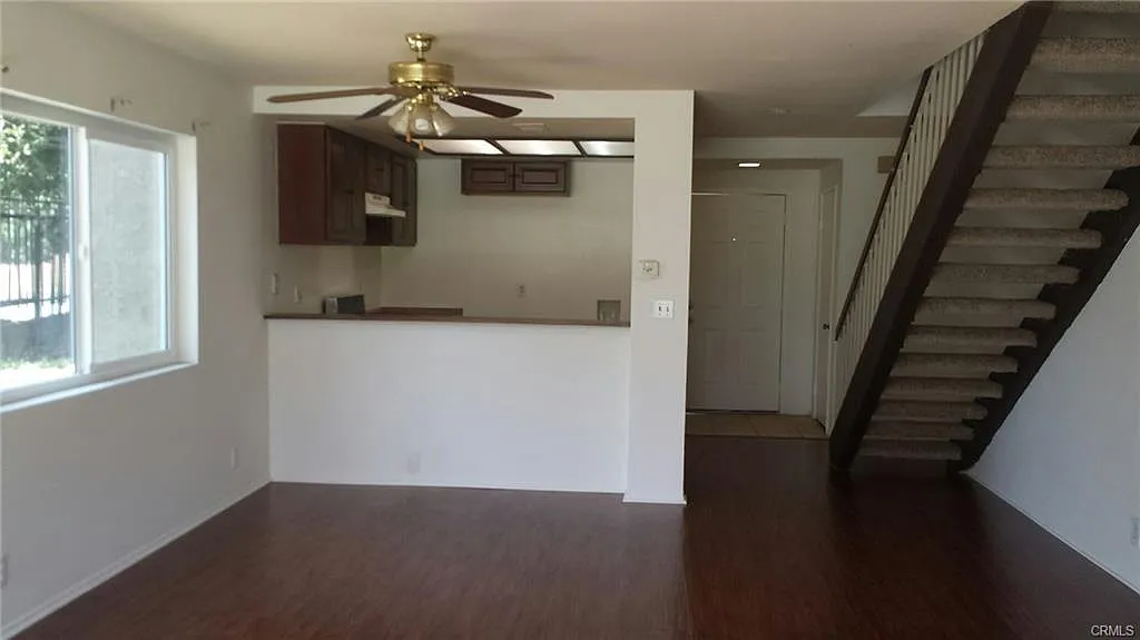 1 bed, 896 sqft, $1,495 — Photo 3