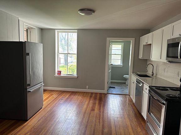 2nd image of 2707 Dalton Ave #1F