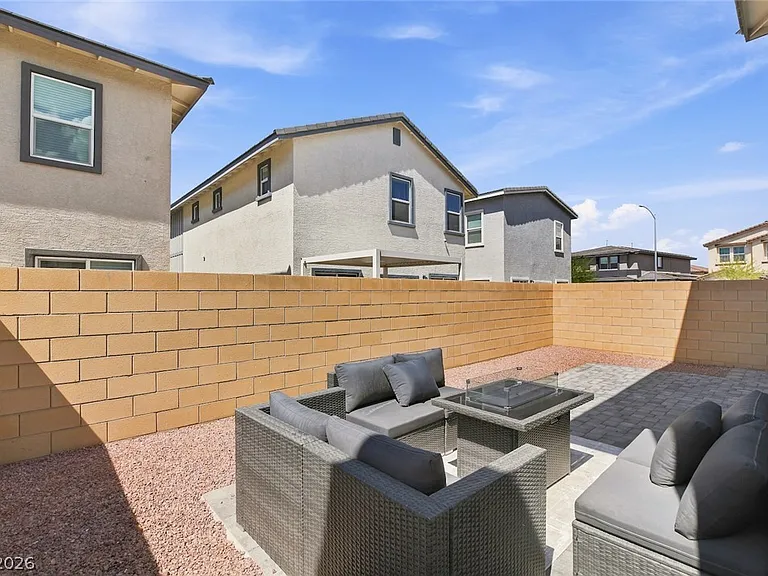 498 Canary Song Dr — Photo 36