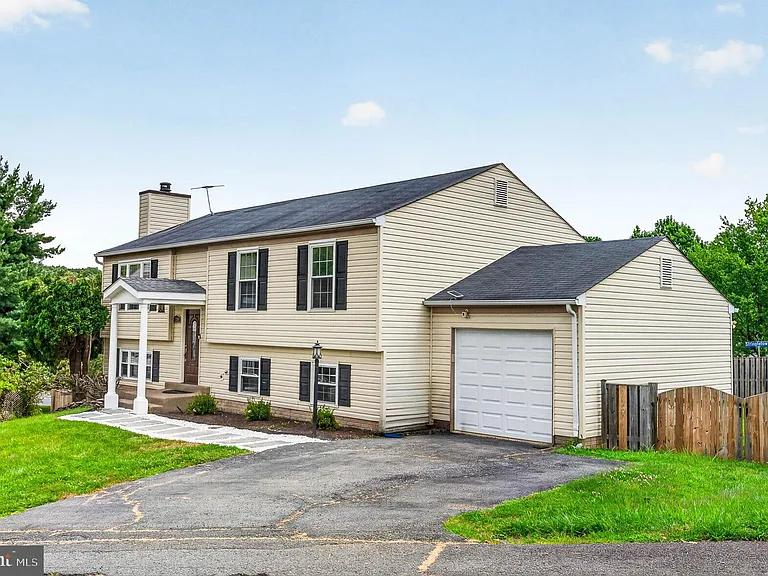 13296 Hollinger Ave — Photo 55