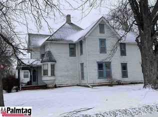 1423 13th St, Auburn, NE 68305