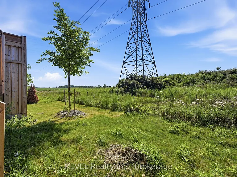 15 Peach St #15 — Photo 32