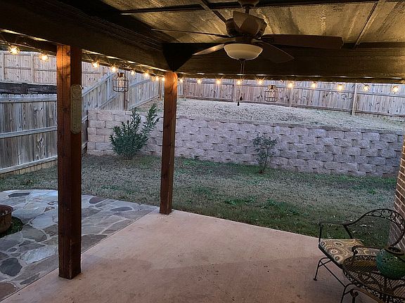 3rd image of 406 Tara Ln