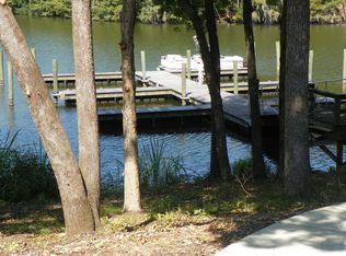 153 Ballard Ln, Santee, SC 29142