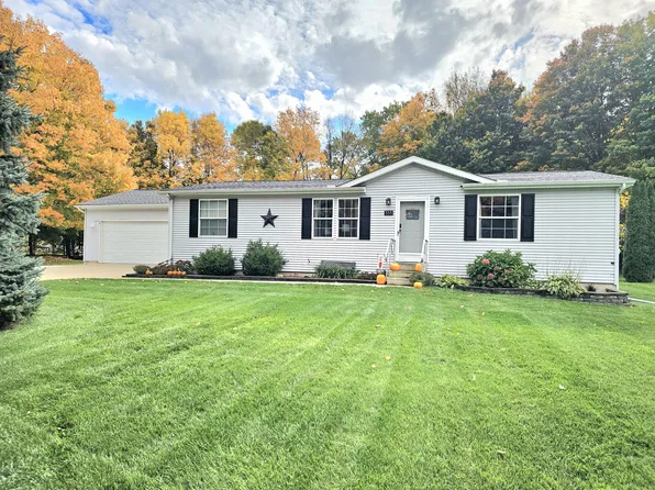 555 W Main St, Centreville, MI 49032