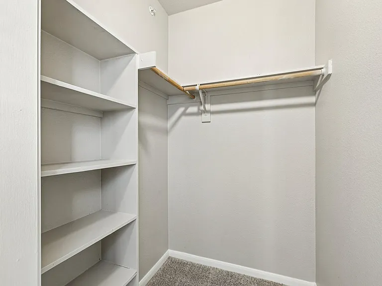 Las Brisas Apartments — Photo 158