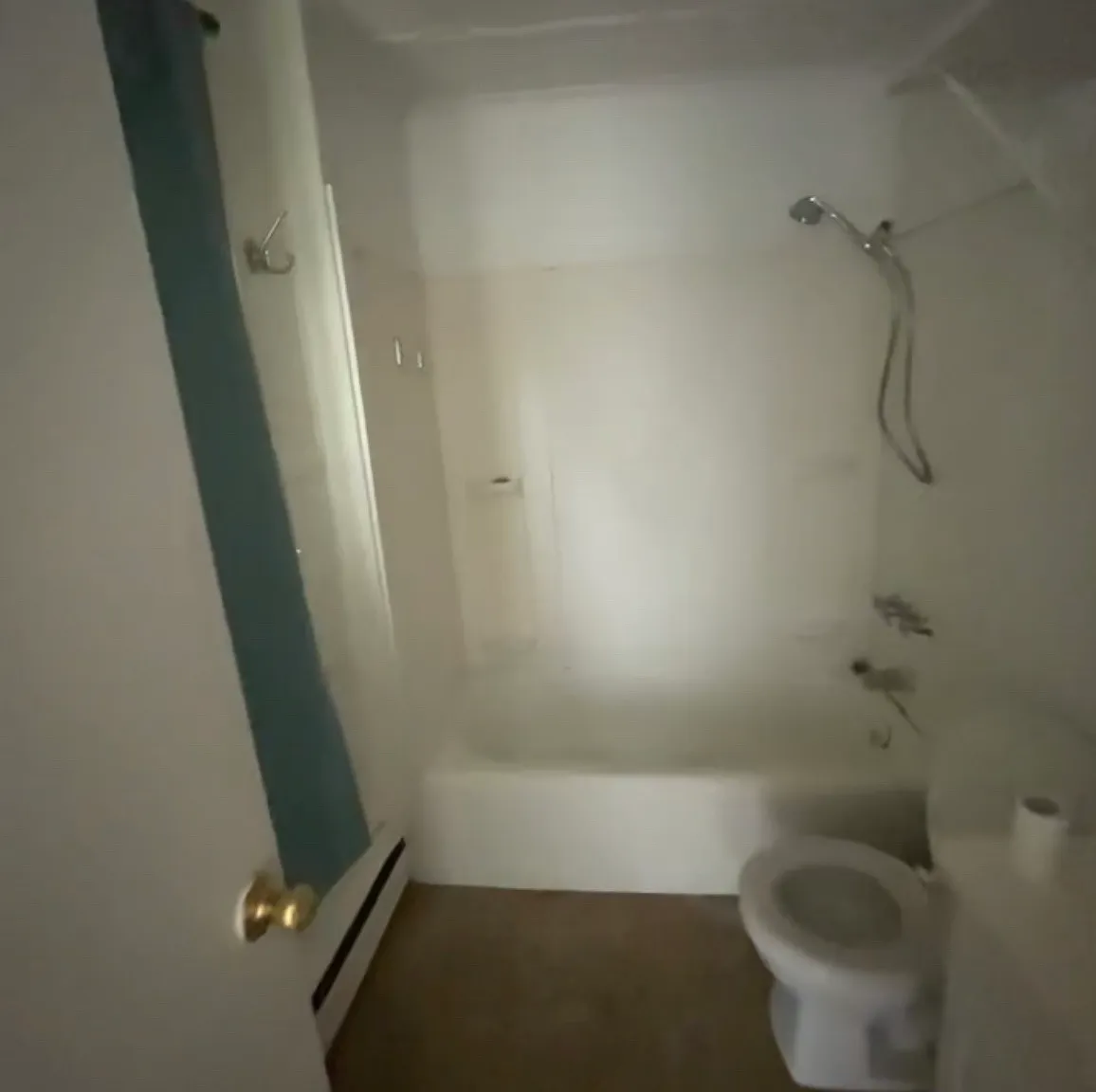 2 bed, 1000 sqft, $1,550 — Photo 4