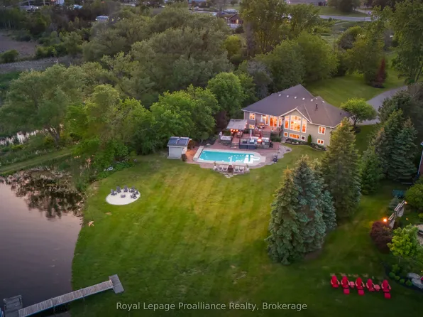1270 Old Highway 2, Quinte West, ON K8N 4Z2