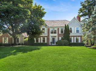 20855 N Laurel Dr, Deer Park, IL 60010