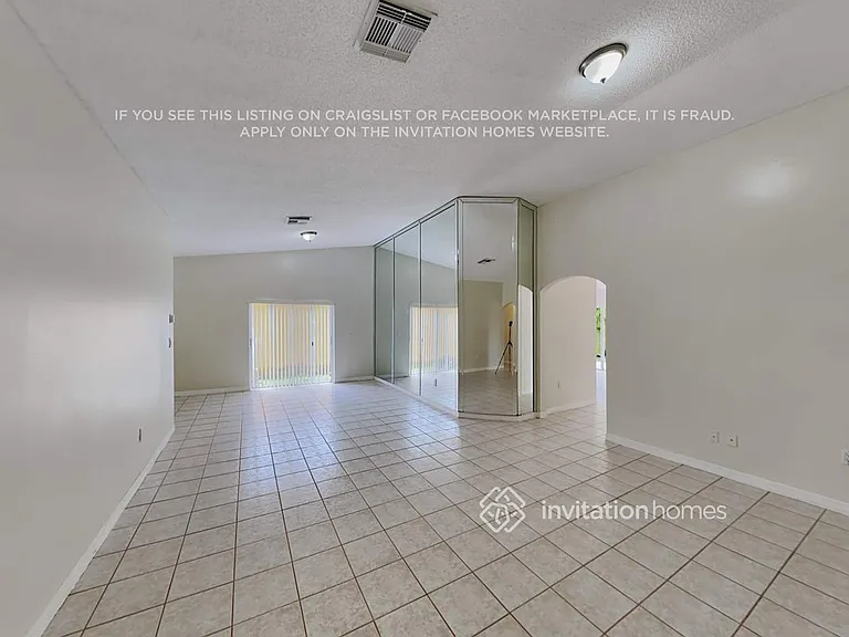 957 NW 128th Pl — Photo 3