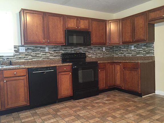 4th image of 11202 Sand Lake Ct