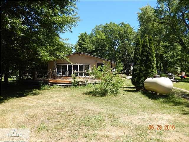 1st image of 8421 Willow Dr