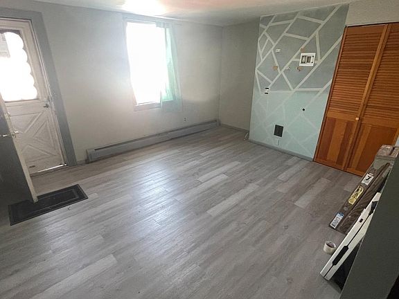 2nd image of 5403 Eadom St